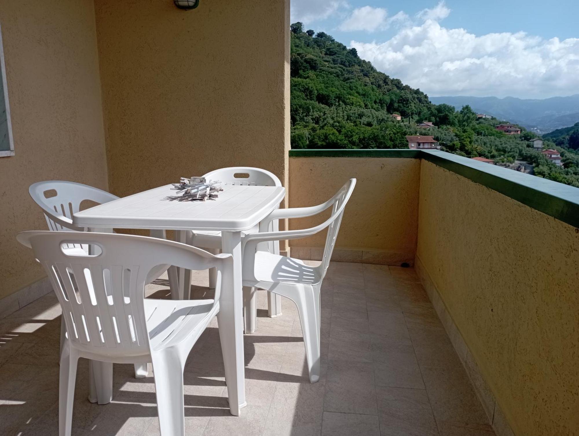 Dagli Ulivi Al Mare Apartman Lerici Kültér fotó